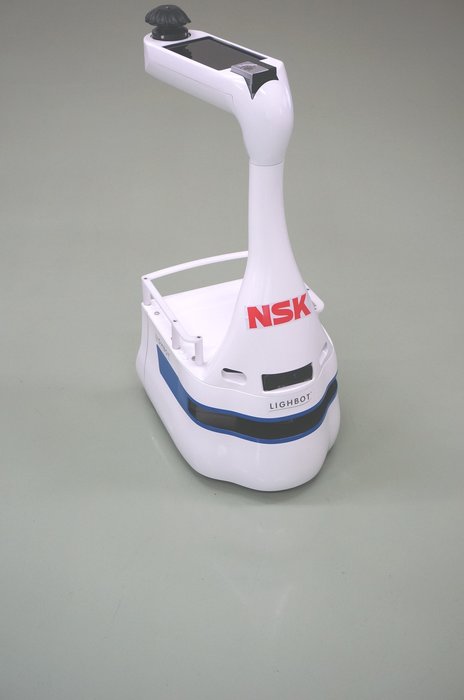 Компания NSK готовится выпустить робота-поводыря LIGHBOT™